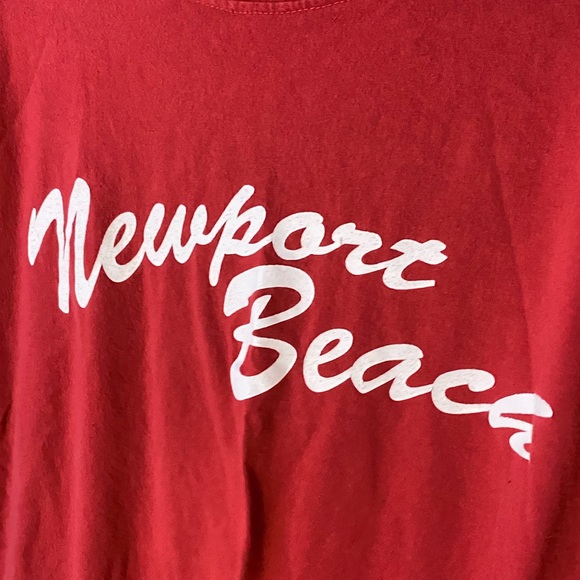 Newport Beach T-Shirt - Picture 2 of 3